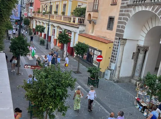 Spartahouse Апартаменты *